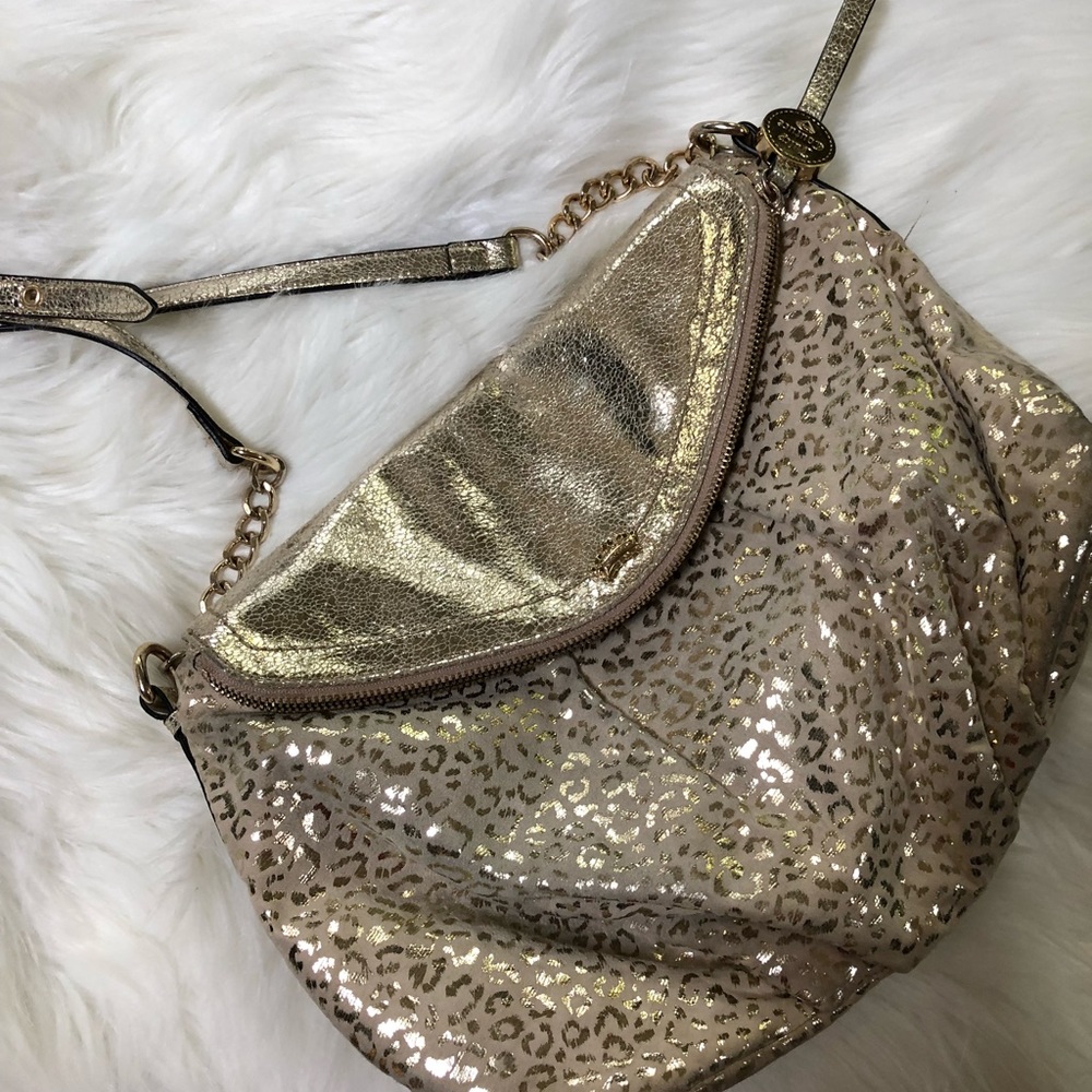 Juicy Couture gold purse!